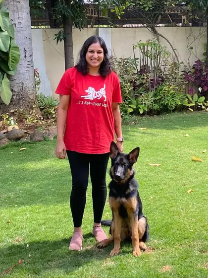 This is lively Leia, a German Shepherd I started training at 3 months old. Her family's experience with the breed and their commitment to a daily routine made all the difference in her puppyhood.