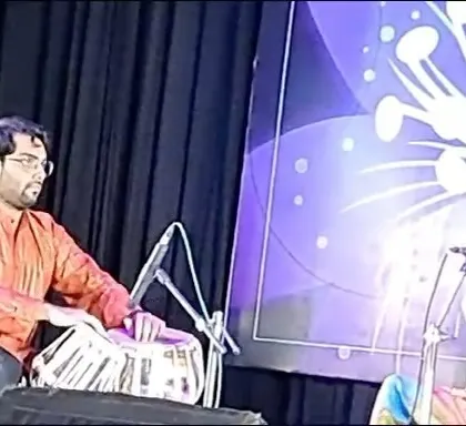 It was a blessing to perform on stage with the flute maestro, Pandit Pravin Godkhindi. This was during a concert in Hubli, where the energy from the audience was truly incredible.
