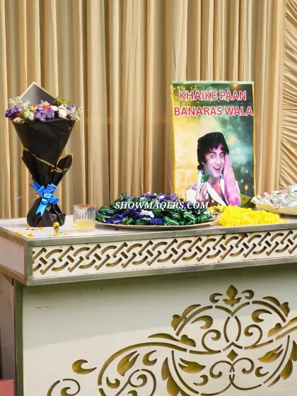 A fun 'Khaike Paan Banaras Wala' station, a nod to the theme that guests are sure to enjoy and remember.