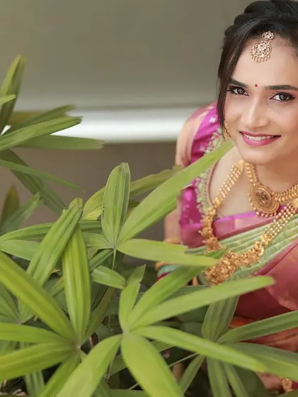 A close up of Priyanka's happy smile during her engagement photoshoot. The natural makeup enhances her features beautifully.