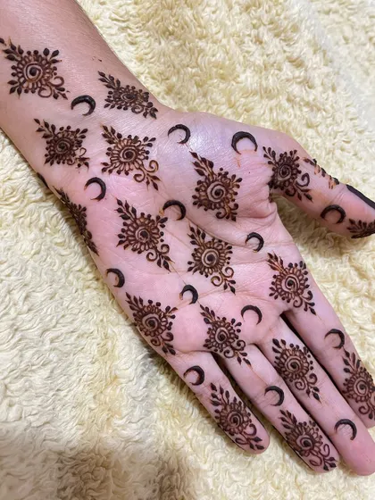 A different view of the sun and moon pattern, showing its fun and unique style.