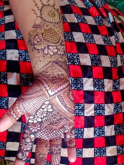 Another angle of this intricate hand design, showing how the patterns flow from the wrist down to the fingers.