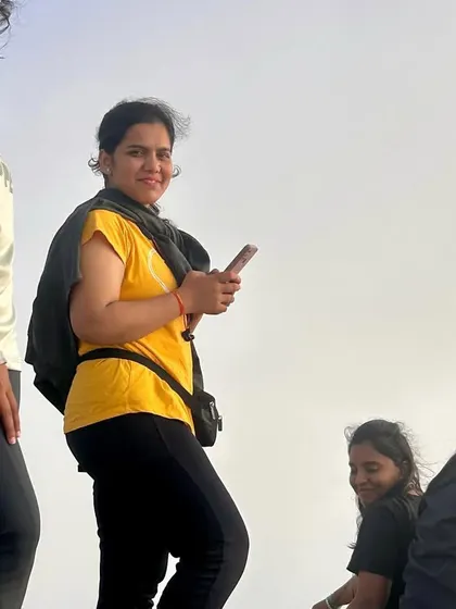Candid moments from the Uttari Betta trek. It is the small interactions and shared smiles that define our trips.
