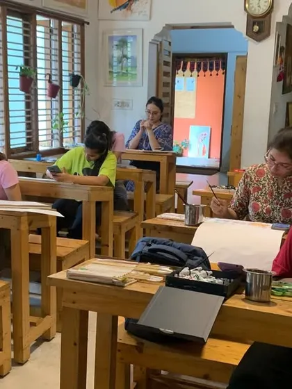 Our classroom is a vibrant community where artists of all ages and backgrounds come together. This shared space is filled with quiet intensity, shared discoveries, and the energy of people growing their skills together.
