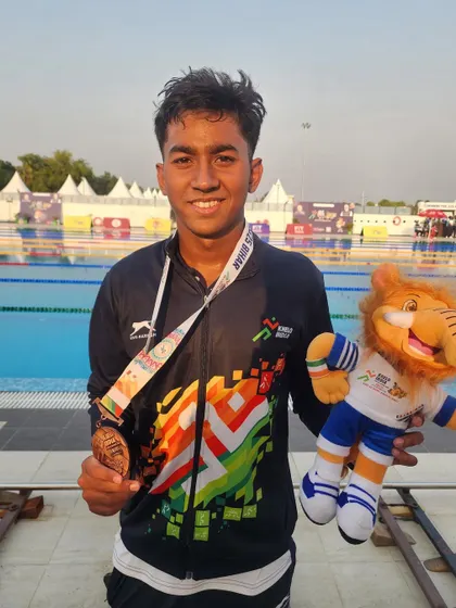 Abhay Prakash Sahu with his bronze from the 200m Butterfly.