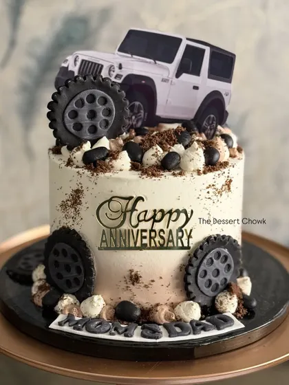 For the adventurers, I designed this Mahindra Thar themed cake to celebrate an anniversary. I can incorporate any hobby or passion into a custom cake design, making it a truly personal centerpiece for your celebration.