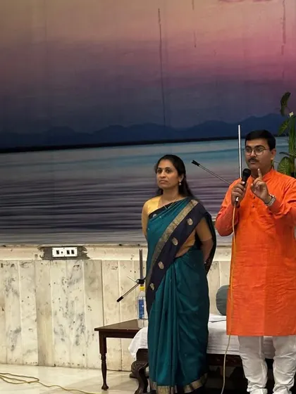 Facilitators guiding a session at the Ahmedabad Matrimony Meet. Our meets are structured to encourage meaningful exchanges and help participants connect on a deeper level.