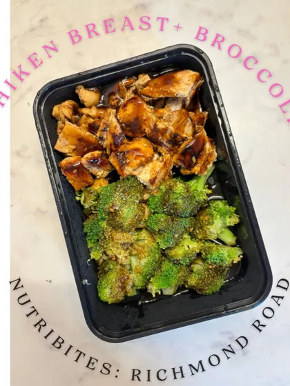 My guide to ordering high-protein, low-calorie meals on Swiggy in Bangalore. I share my favorite dishes from places like Nutribites, Bodypower Cafe, and Nandos, along with their calorie and protein counts to help you make smart choices when eating out.