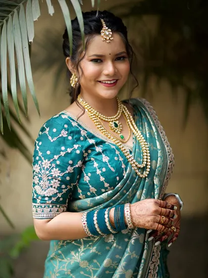 Another beautiful portrait of this happy bride, looking absolutely perfect.
