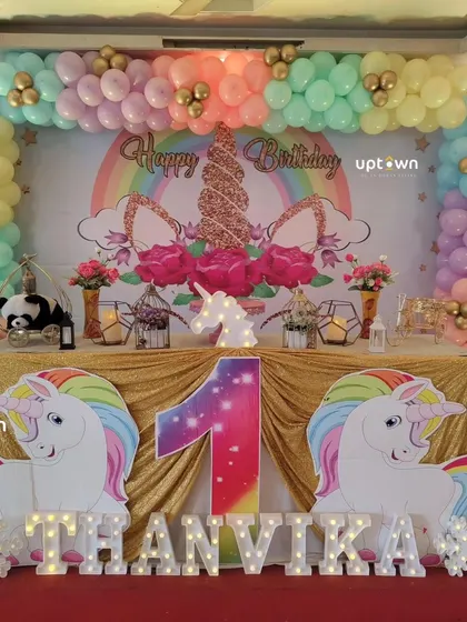 Another view of the unicorn party setup.