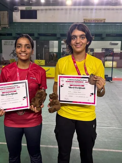 Manasvi and Shreeja with their bronze medals in the Girls Doubles Under 19 category at the Delhi State Championship. Their hard work and partnership paid off.