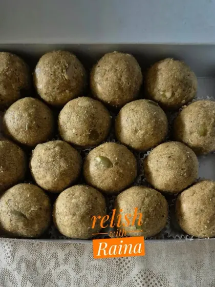 This batch of Sattu Makhana Laddoos was customized with fennel powder, which gave it an amazing and unique flavor.