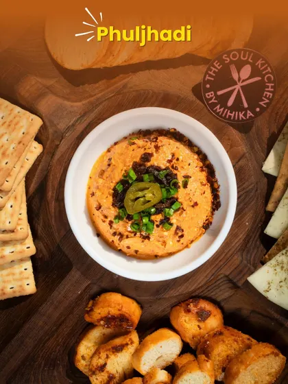 The 'Phuljhadi' of our collection, this dip sparkles with flavour. It's a bright and zesty dip that adds a festive touch to any cracker or bread.