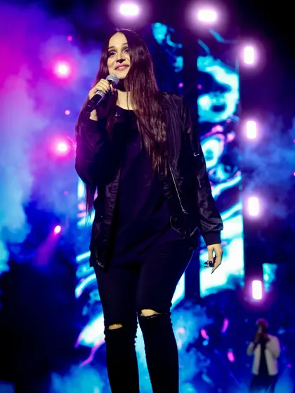 A smiling, happy shot of Lana Rose connecting with her fans. Beyond the epic shots, I look for these personal, candid moments between the artist and the crowd.