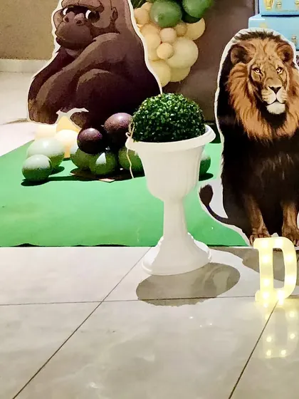 A gorilla cutout and other props that helped create the immersive jungle safari atmosphere.
