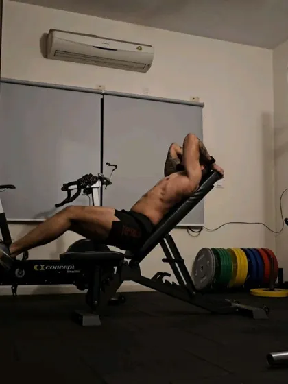 Just some more bits and bobs from training sessions. My programs utilize a wide variety of tools and methods, including free weights, machines, plyometrics, and cardio, all tailored to the specific goals of the individual.