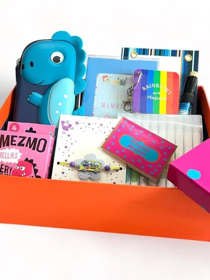 Another view of the Huggable Hatchlings Rakhi hamper, a box full of wonder for kids.