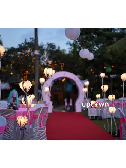 Another view of the beautiful aisle lighting.