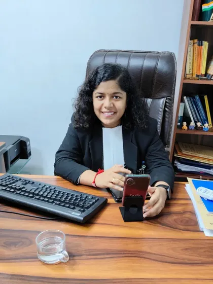 Whether in a physical courtroom or through a virtual hearing, I am equipped and ready to represent you. My practice is adapted for the demands of modern litigation.