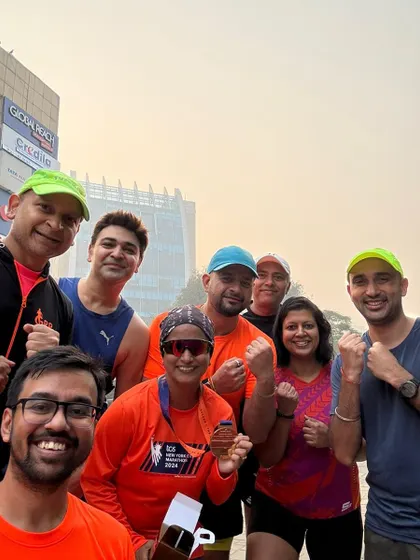 November energy is on fire. A group selfie showing the dedication of our runners as the weather gets colder.