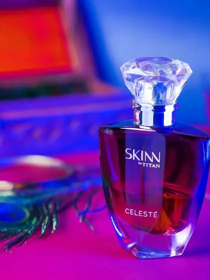 A moody and atmospheric product shot of a Skinn by Titan perfume bottle. Capturing glass and reflective surfaces requires precise lighting control, and this image shows how I create a specific vibe for cosmetic and fragrance photography.