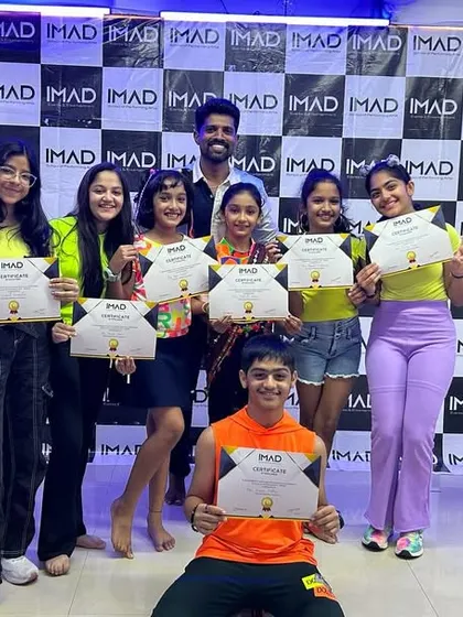 The whole group celebrating their participation in the Tarulya 2023 showcase.