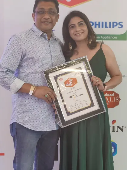 Receiving a Top 5 Homebaker in Gurgaon award at the Big F Awards was an incredible feeling. I'm so grateful for the support of my clients and the community.