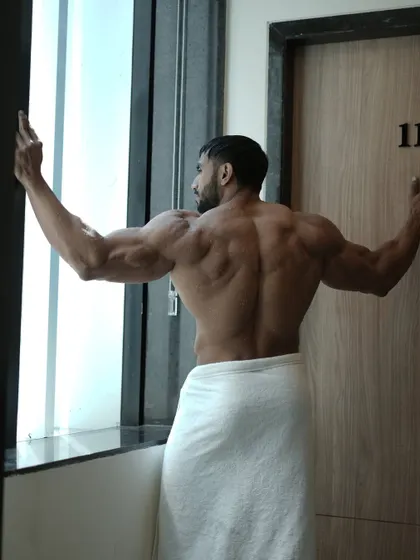 A back pose, showing the width and thickness.