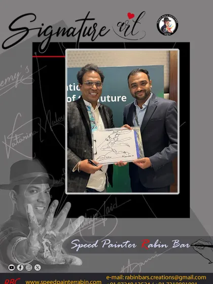 Another happy client from the Deloitte event in Hyderabad holding his custom signature art.