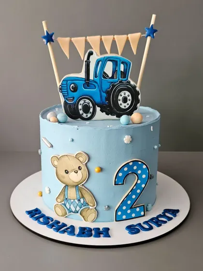 A tractor cake for lil Rishabh's 2nd birthday. This chocolate nutella cake is perfect for a little boy who loves farm vehicles.