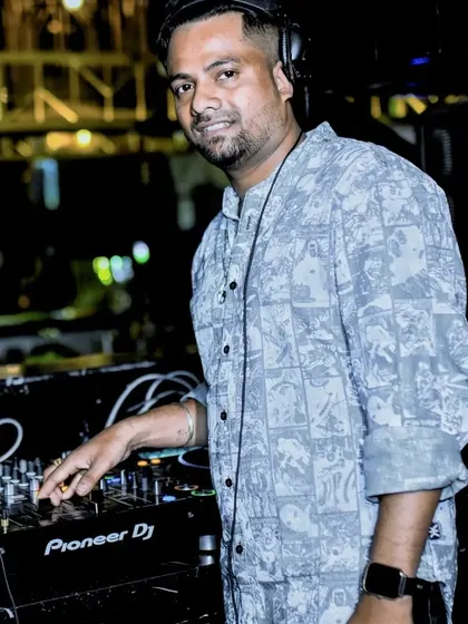 A candid shot from my gig at Lord of the Drinks, Whitefield, showing me in action.