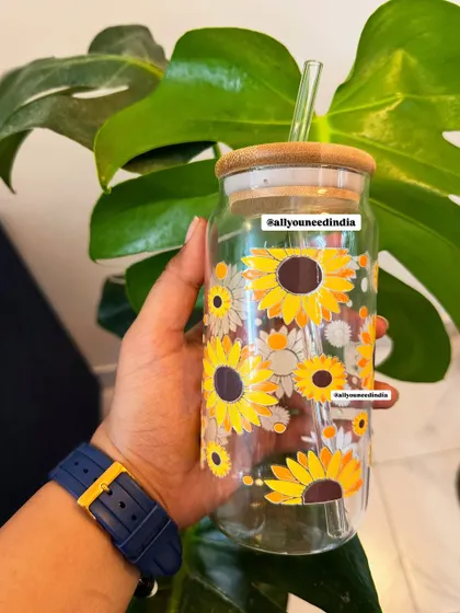 A beautiful sunflower-themed glass sipper, perfect for adding a little sunshine to your day.