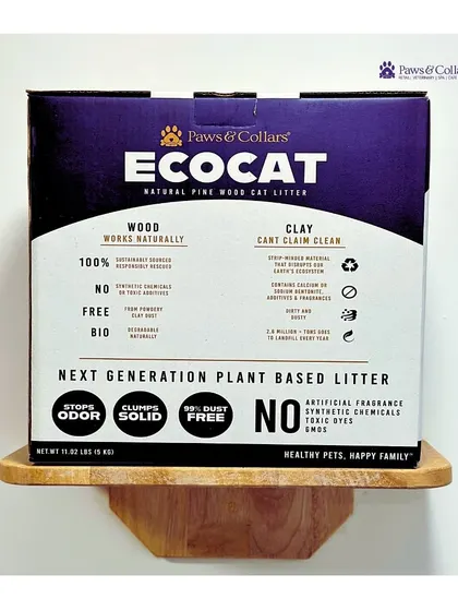 The back of the EcoCat box, detailing why wood works better than clay. It's sustainably sourced, biodegradable, and free from the synthetic chemicals and dust found in traditional litters.