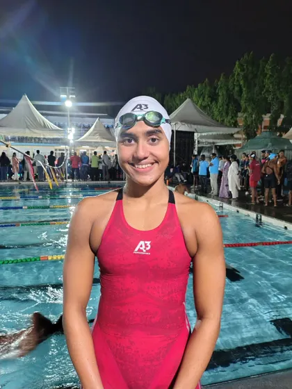 Vihitha Nayana after her 100m Backstroke gold.
