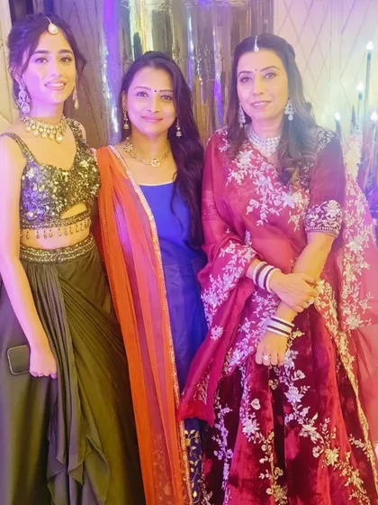 A picture with the lovely guests at Parth and Ruchita's engagement ceremony. Connecting with the family and friends is an important part of my hosting style, as it helps me create a warm and inclusive atmosphere for everyone.