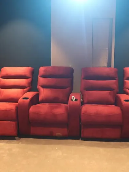 A duplicate of 316, this image again highlights the bold and comfortable seating choice.