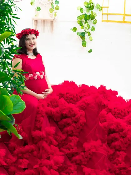 Book a complete maternity shoot package with us and get access to our beautiful indoor setups and designer gown collection.