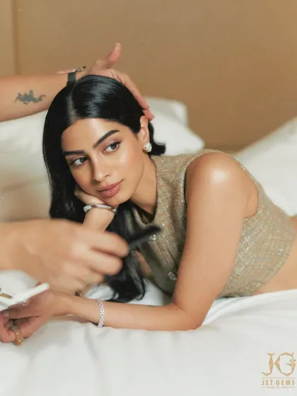 Behind the scenes, getting ready with Khushi Kapoor as she is styled with our elegant diamond jewellery.