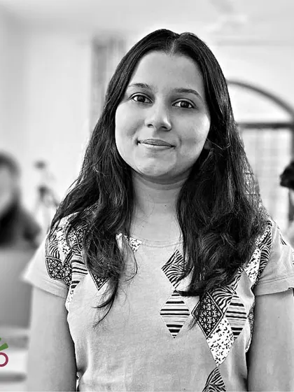 Meet Rituja, a growth manager who believes food is synonymous with home. Her ultimate happiness is a plate of Kosha Mangsho cooked by her mother on a Sunday afternoon.