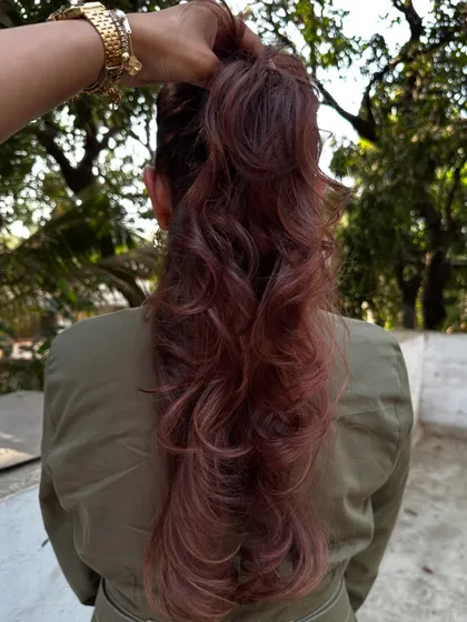 A beautiful 'Rose Gold' hue. This color is perfect for those who want something unique yet soft and feminine.