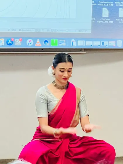 Celebrating Hindi Diwas at the University of Reunion. Here, I am demonstrating how language and dance can be beautifully integrated to tell stories to a diverse, international audience.