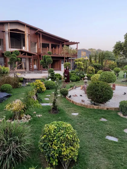 We often design and build the garden before the house is even constructed. This allows the garden time to develop and mature, so it looks full and beautiful by the time the home is complete.