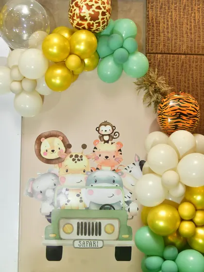 This panel features a cute illustration of jungle animals riding in a safari jeep.