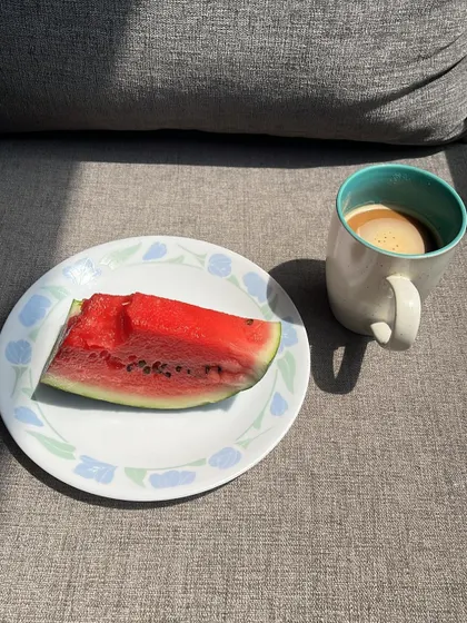 As a serial non-water drinker, these are the hydration tips that actually work for me. I focus on "eating" my water through fruits like watermelon, habit stacking by drinking after an activity, and replenishing with electrolytes like a basic ORS sachet.