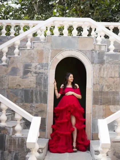 A collection of my work from various maternity photoshoots, showcasing different styles, locations, and outfits, from flowing gowns to chic casual wear.