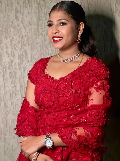 Gaana looking effortlessly chic for her evening event. The makeup is polished and sophisticated, designed to shine under the stars.