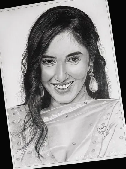 A pencil sketch of actress Simrat Kaur, known for her role in "Gadar 2." I paid special attention to the soft details of her hair and traditional attire.