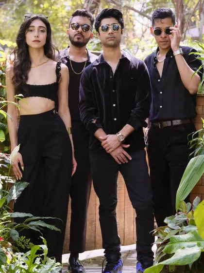 A group shot with the amazing team behind my new song. This was taken on the set of our music video shoot.
