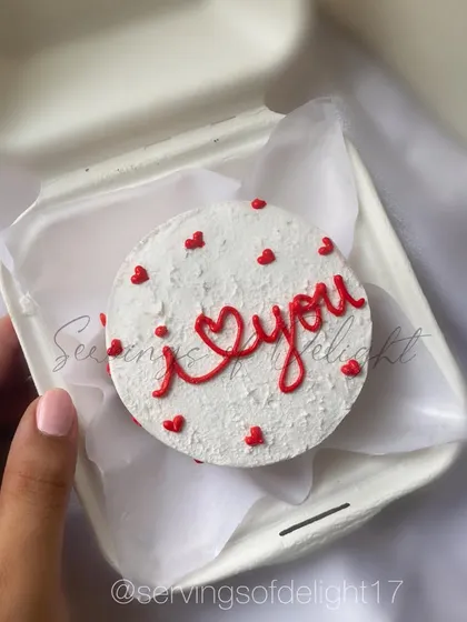 A simple and sweet way to say "I love you." This mini bento cake is perfect for anniversaries, Valentine's Day, or just to surprise your special someone.