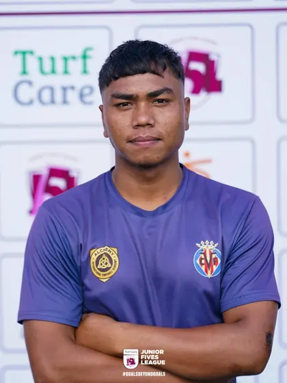 A young coach with a determined look. I provide a platform for both experienced and up-and-coming coaches to make their mark.